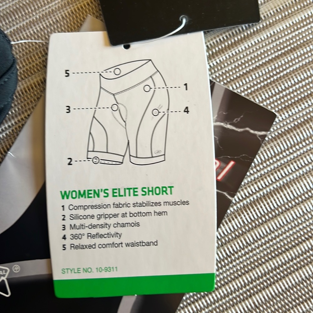 Performance, bicycle women’s bike, short new with tags!